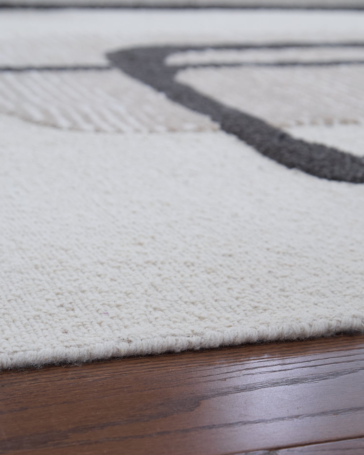 Davismour Medium Rug