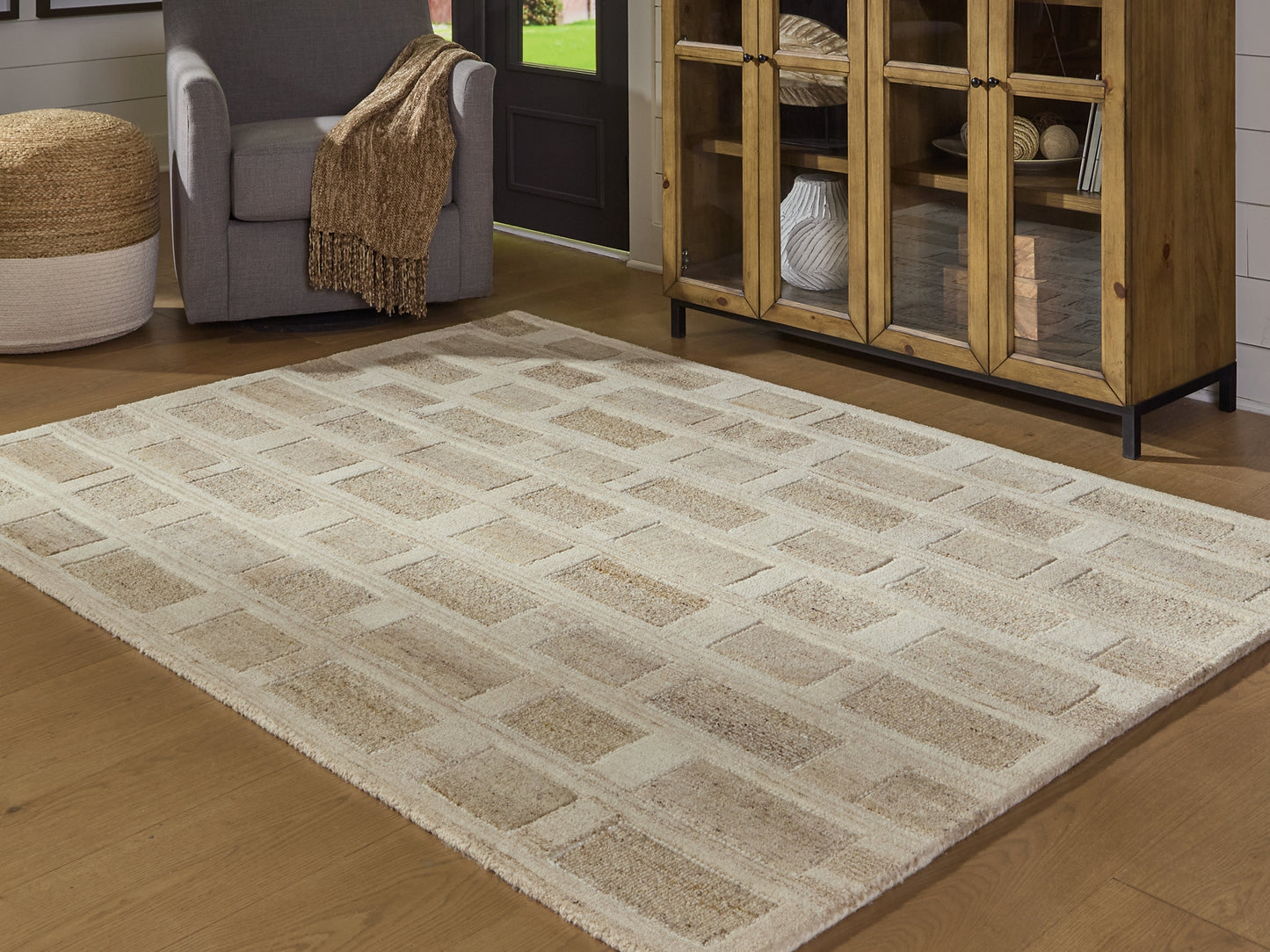 Lisgrove Medium Rug