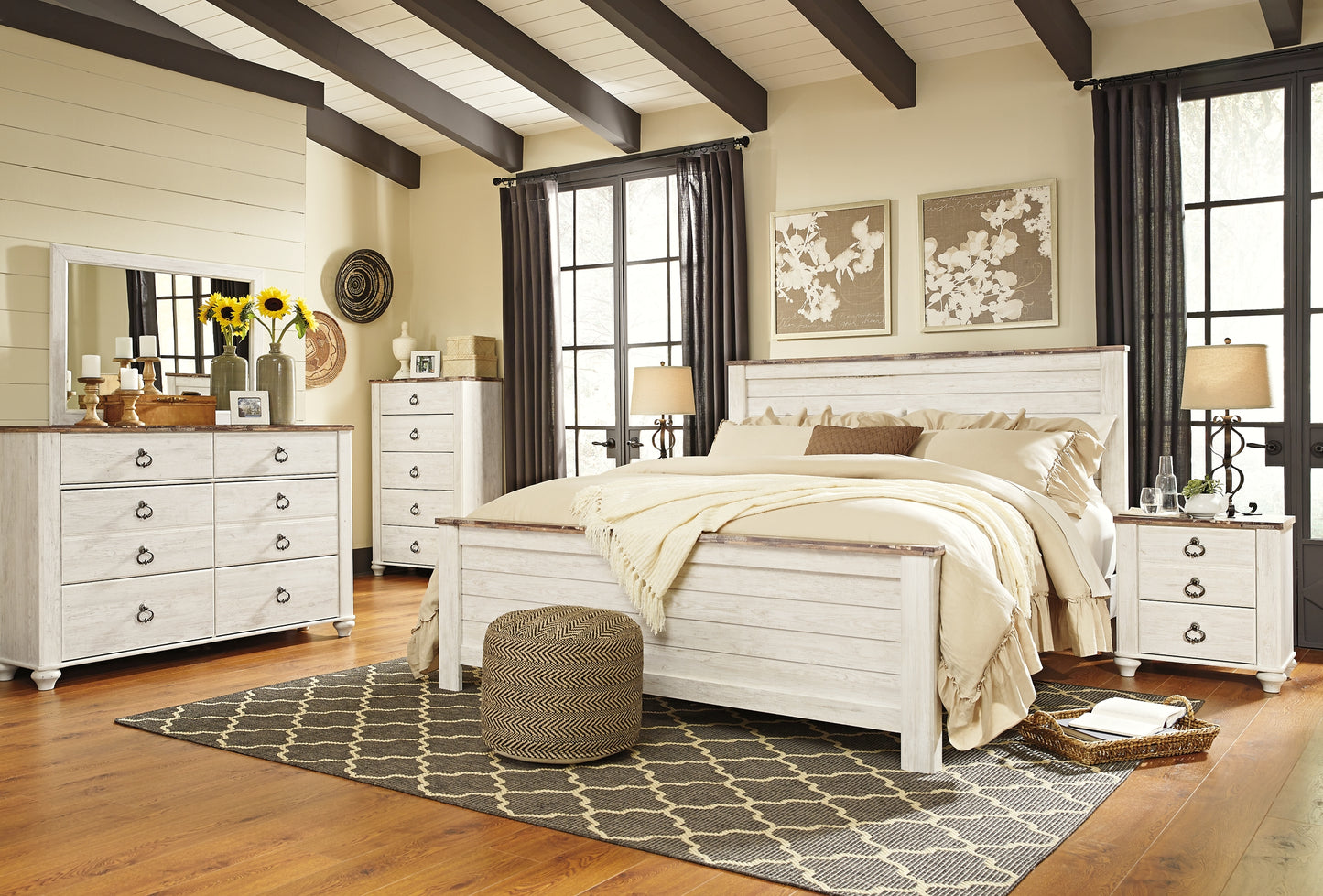 Willowton Panel Bed With Mirrored Dresser, Chest And Nightstand