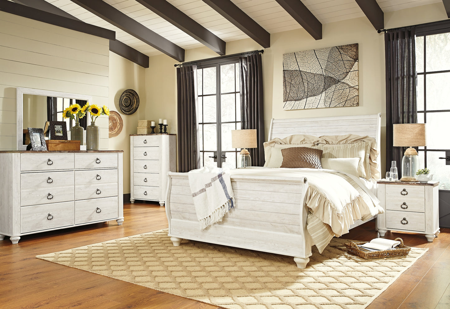 Willowton Sleigh Bed With Mirrored Dresser, Chest And Nightstand
