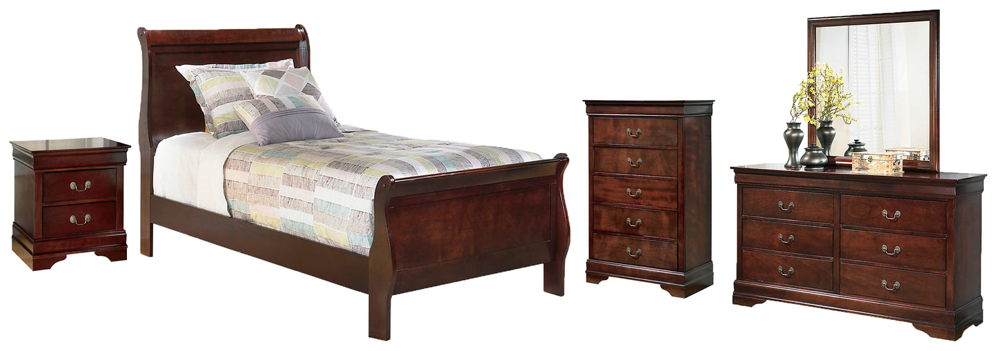 Alisdair Sleigh Bed With Mirrored Dresser, Chest And Nightstand