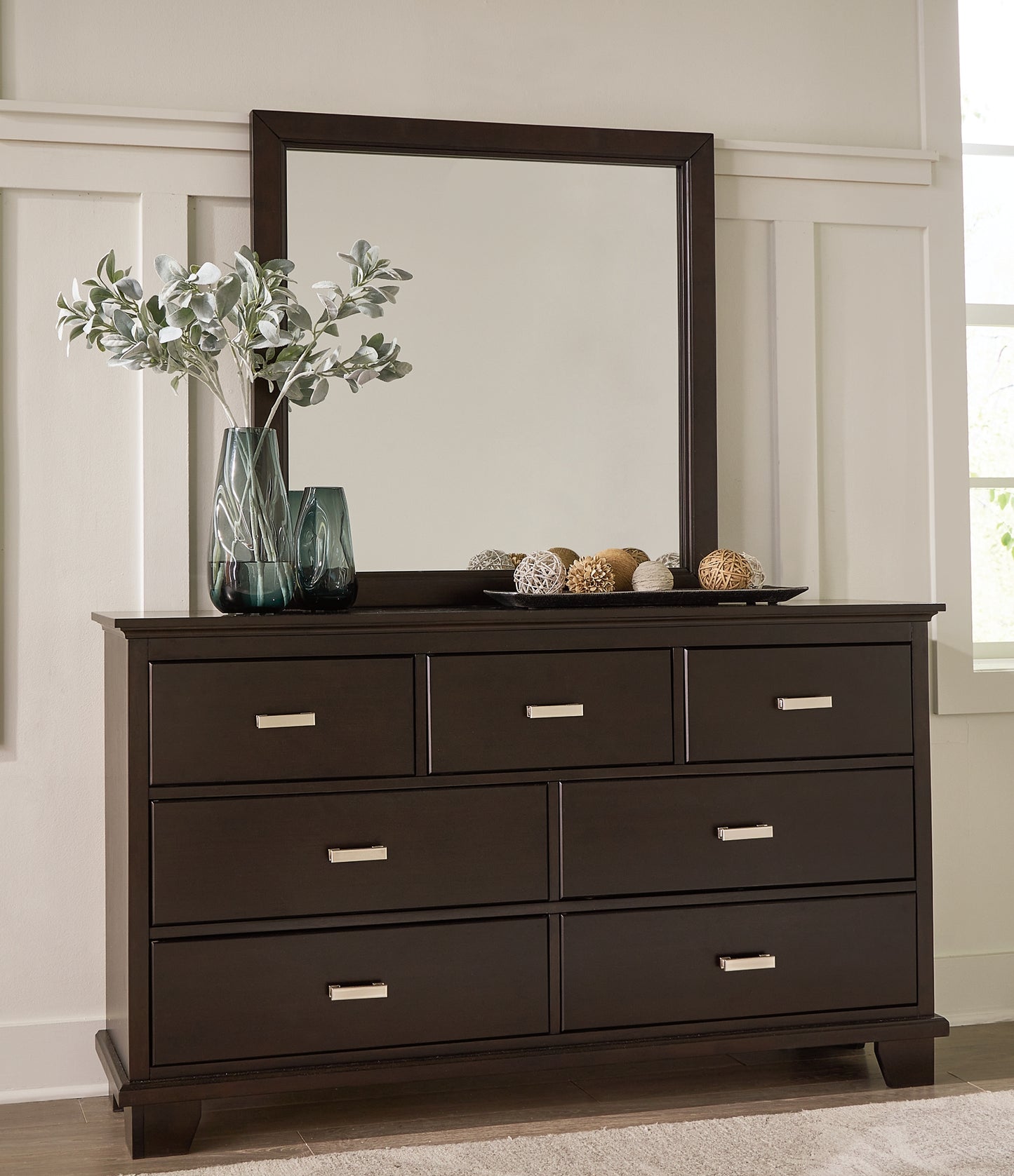 Covetown King Panel Bed with Mirrored Dresser and Chest