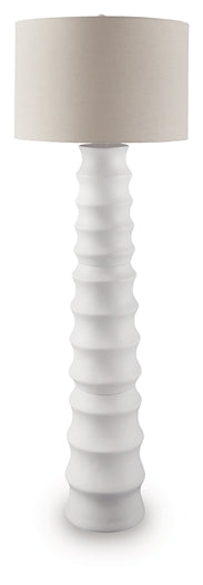 Veraleigh Poly Floor Lamp (1/CN)