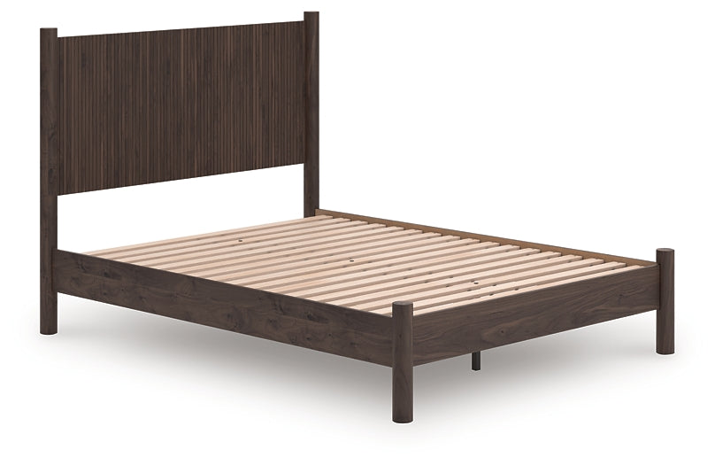 Pamytta  Panel Platform Bed