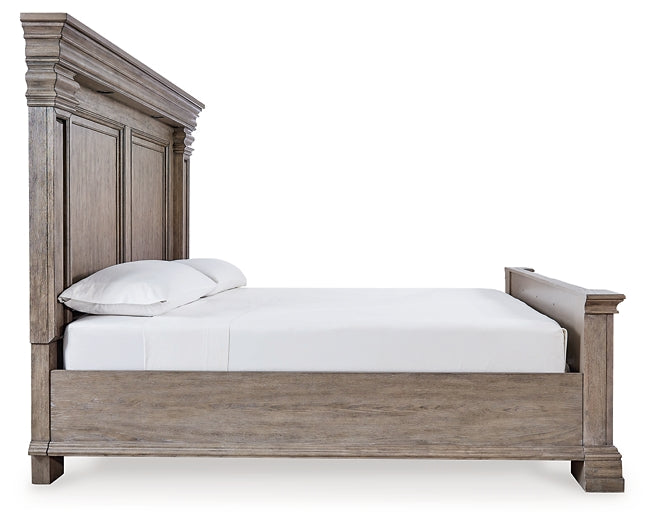 Blairhurst King Panel Bed with Mirrored Dresser and Chest
