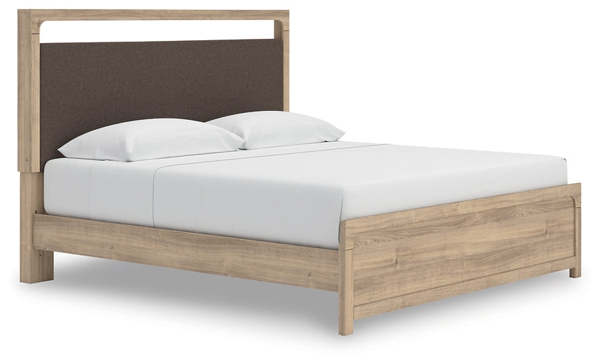 Kinlanni King Upholstered Platform Bed, Dresser, Mirror and Nightstand